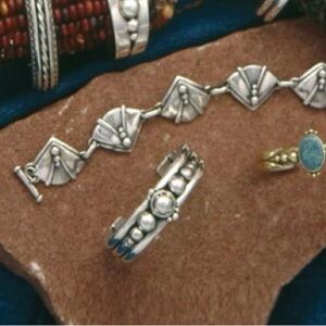 Signature David Dear Designer Cuff Bracelet.  Solid 925 Sterling Silver, Size XS